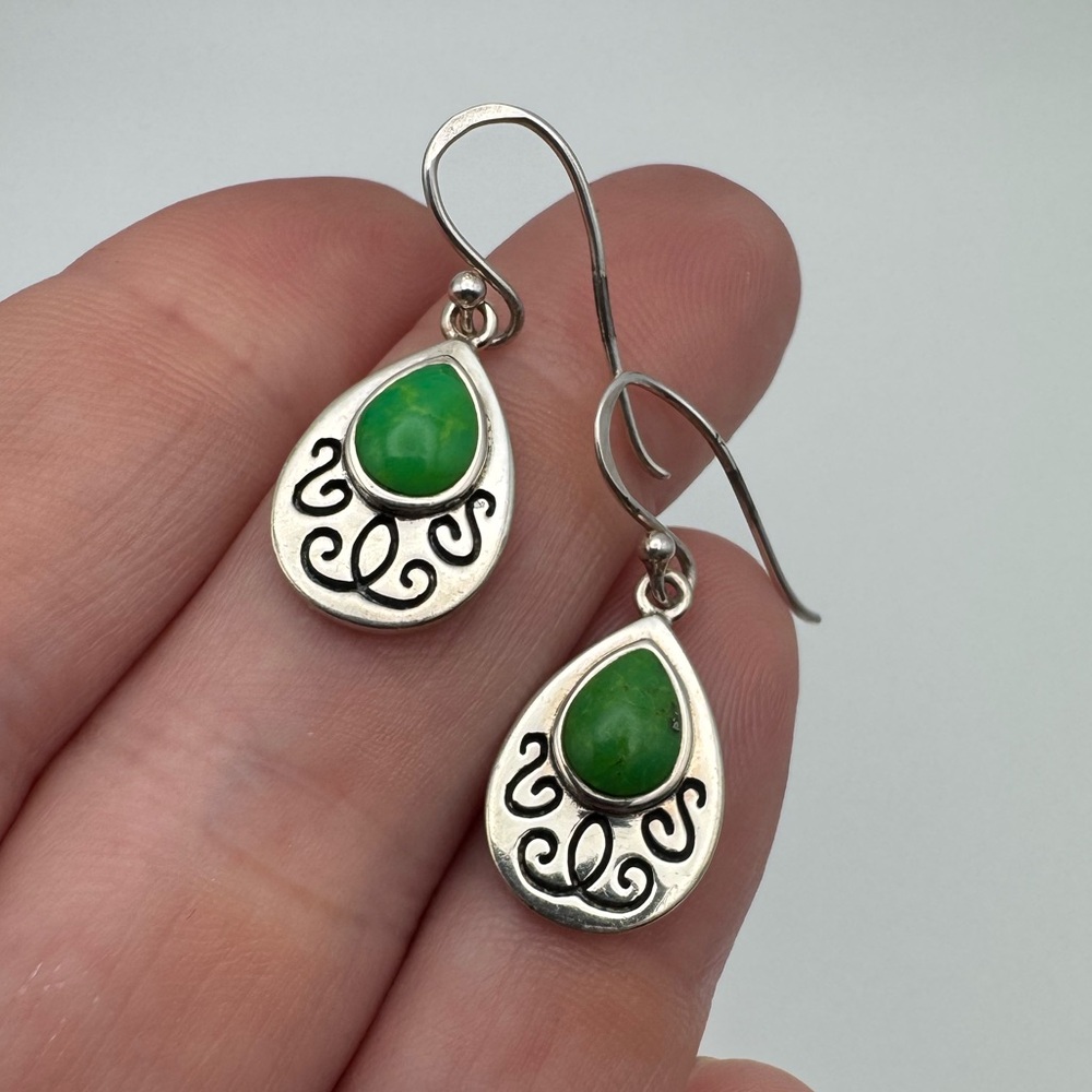Sterling Silver 925 Green Gemstone Teardrop Earrings